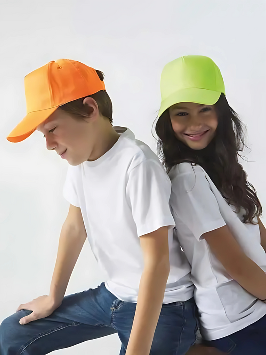 Hat in pairs for boys and girls 